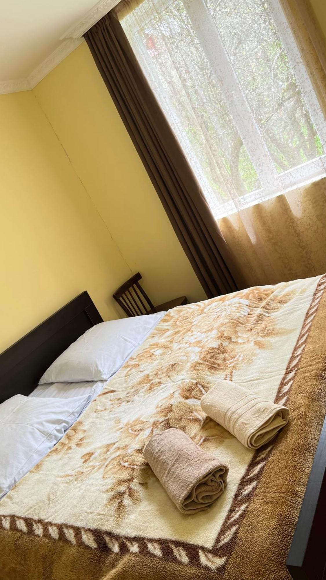 Ciuri'S Guesthouse Zhabeshi Luaran gambar